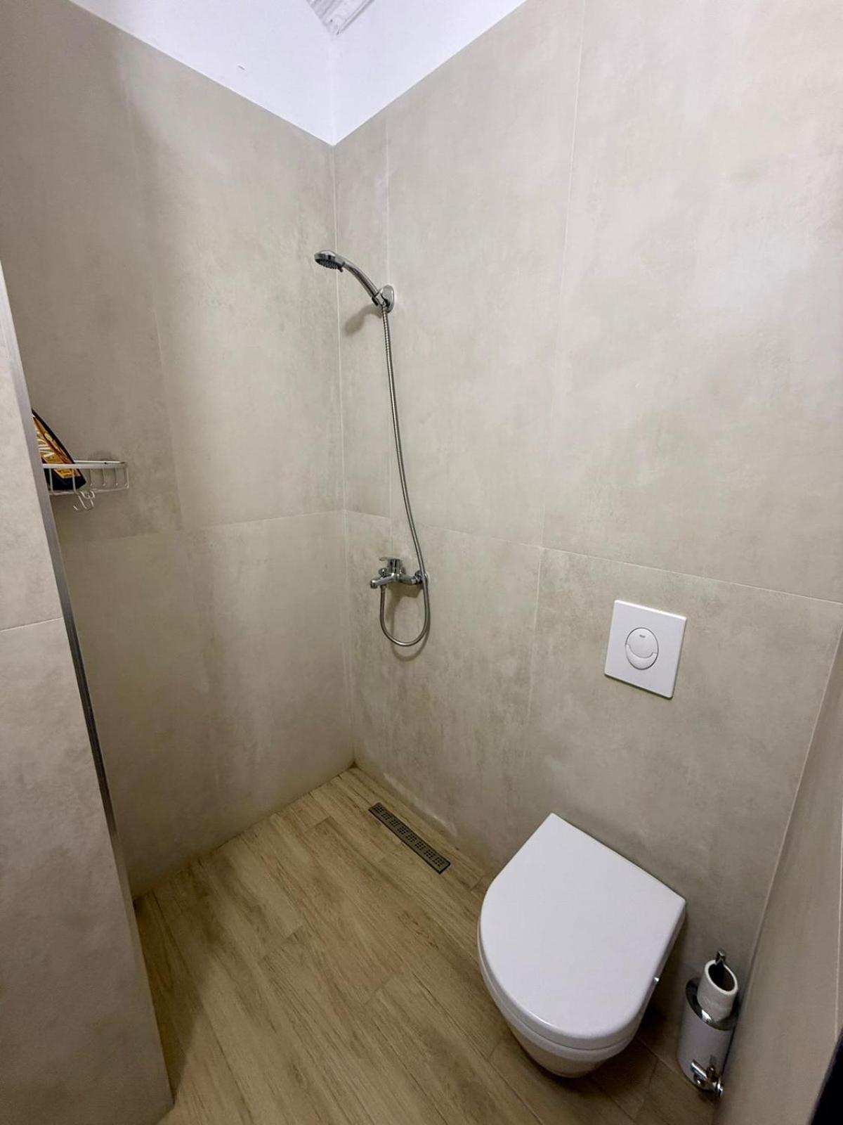 Nest&Rest Studios Tirana Esterno foto